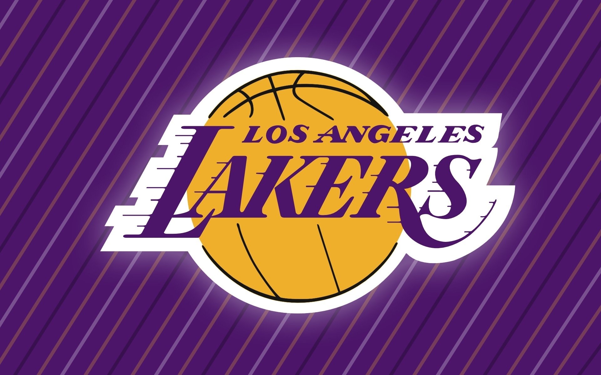 开云平台-列队致敬，传奇的温度，C罗赛前欢迎姆巴佩，诠释何谓王者风范，列队致敬！C罗赛前迎接姆巴佩，传奇的温度诠释王者风范
